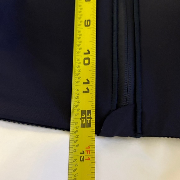 Lululemon Energy Zip-Front Bra High-Support B-G Cups - Picture 8 of 9